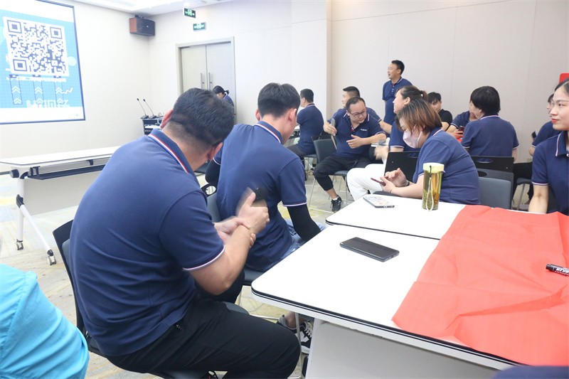 逆风飞扬 决战7月——万搏网页版-万搏（中国）
7月PK启动大会