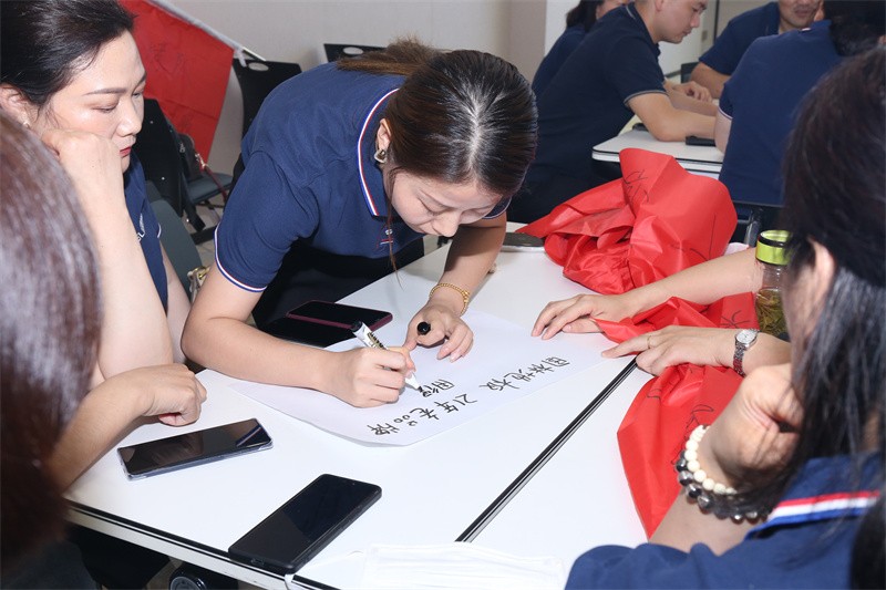 逆风飞扬 决战7月——万搏网页版-万搏（中国）
7月PK启动大会